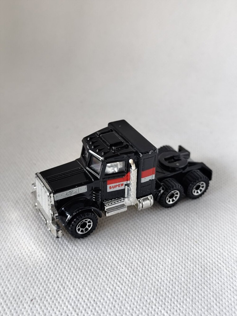 Matchbox Lesney Peterbilt Truck 1981 Black